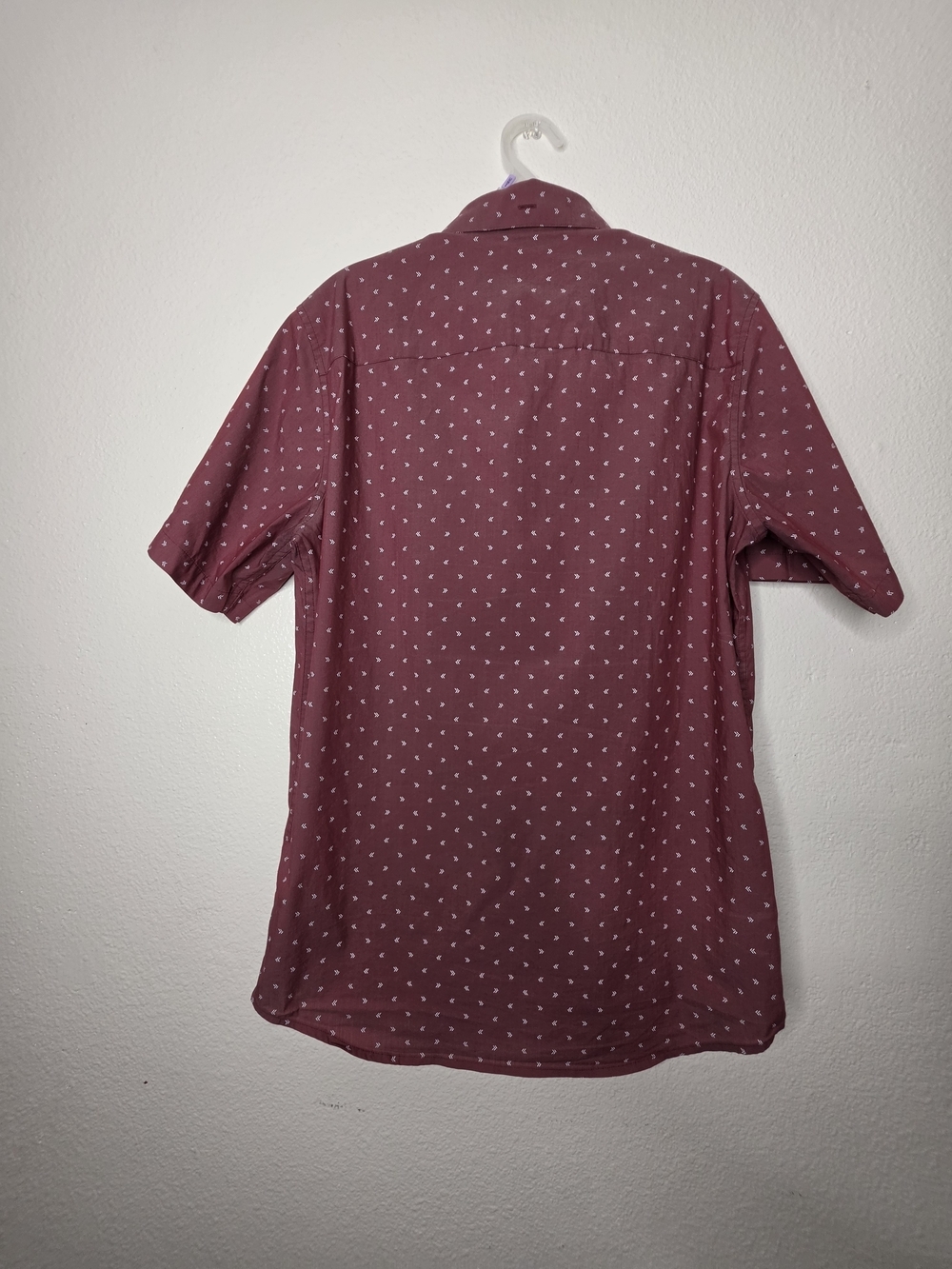 TravisMathew Mens Size M Burgundy Geometric Short Sleeve Button Up Shirt - Picture 14 of 14